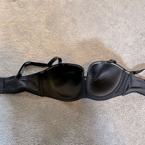 Black bra can be with or without straps From Soma never worn. Size 40D